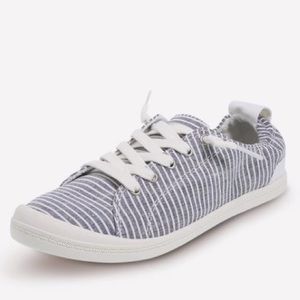 AE Payless sneaker 8